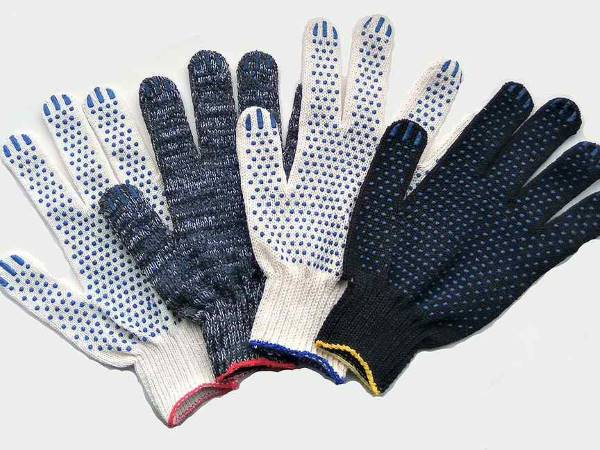 Особенности, область применения и преимущества ХБ перчаток с ПВХ